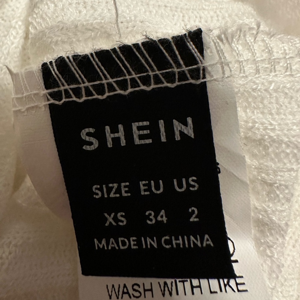 Shein top‎ - Picture 7 of 7